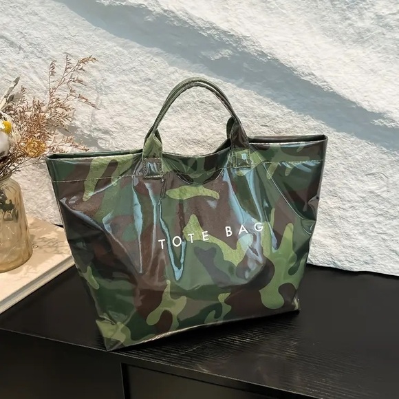 Camouflage Tote Bag - Picture 1 of 4